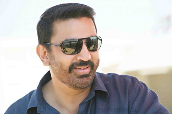 kamal haasan,kamal haasan movies,viswaroopam,kamal haasan stamina,3 movies  తగ్గని లోకనాయకుడి జోరు! 